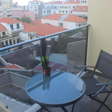 شقة Torrinha & Sa *