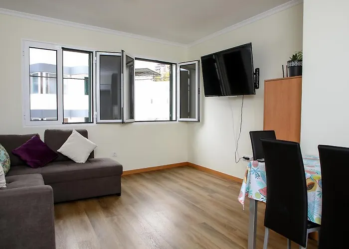 Torrinha & Sa フンシャル